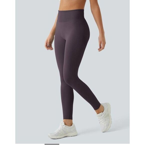 Brand New - Halara Women’s M Seamless Flow Butt Lifting Leggings Night’s Purple - Picture 13 of 14